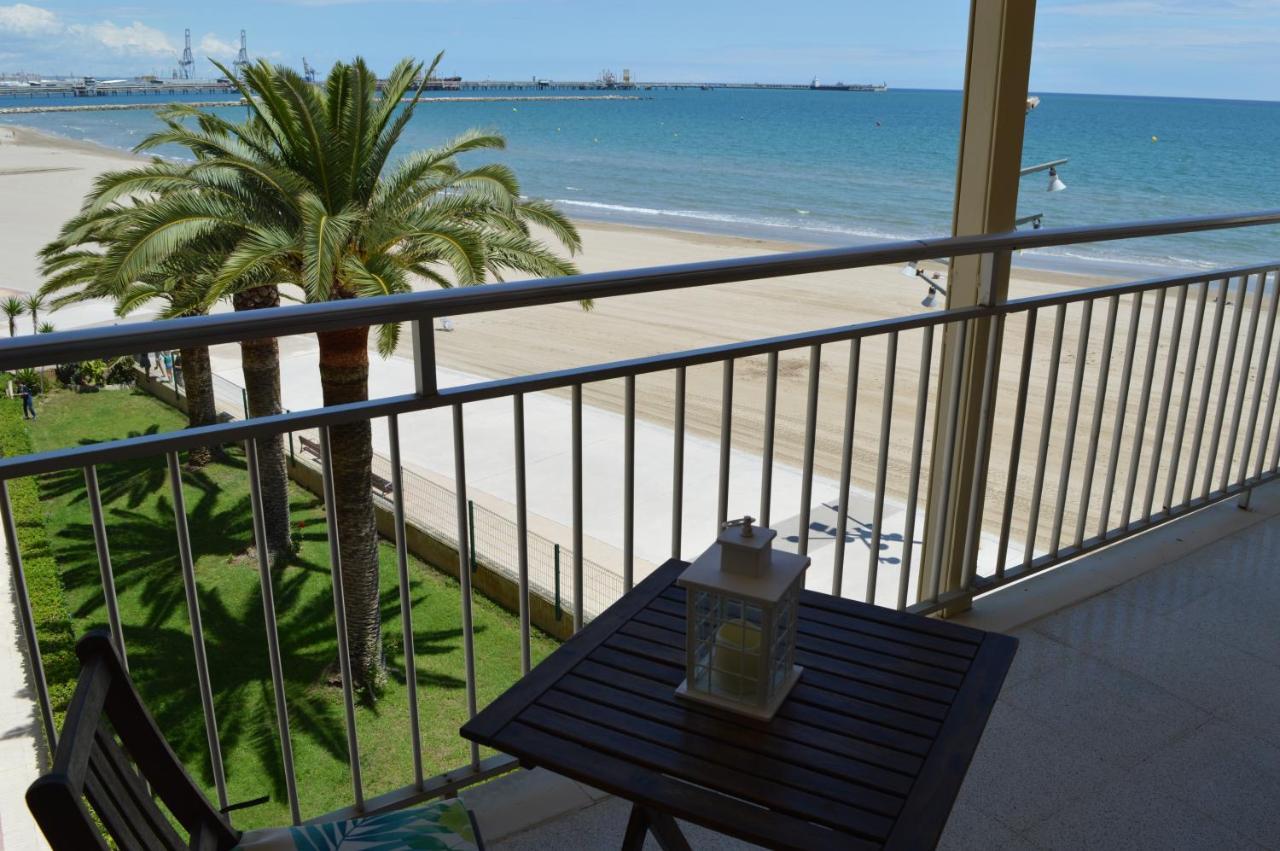 Relax Apartment La Pineda Exterior photo