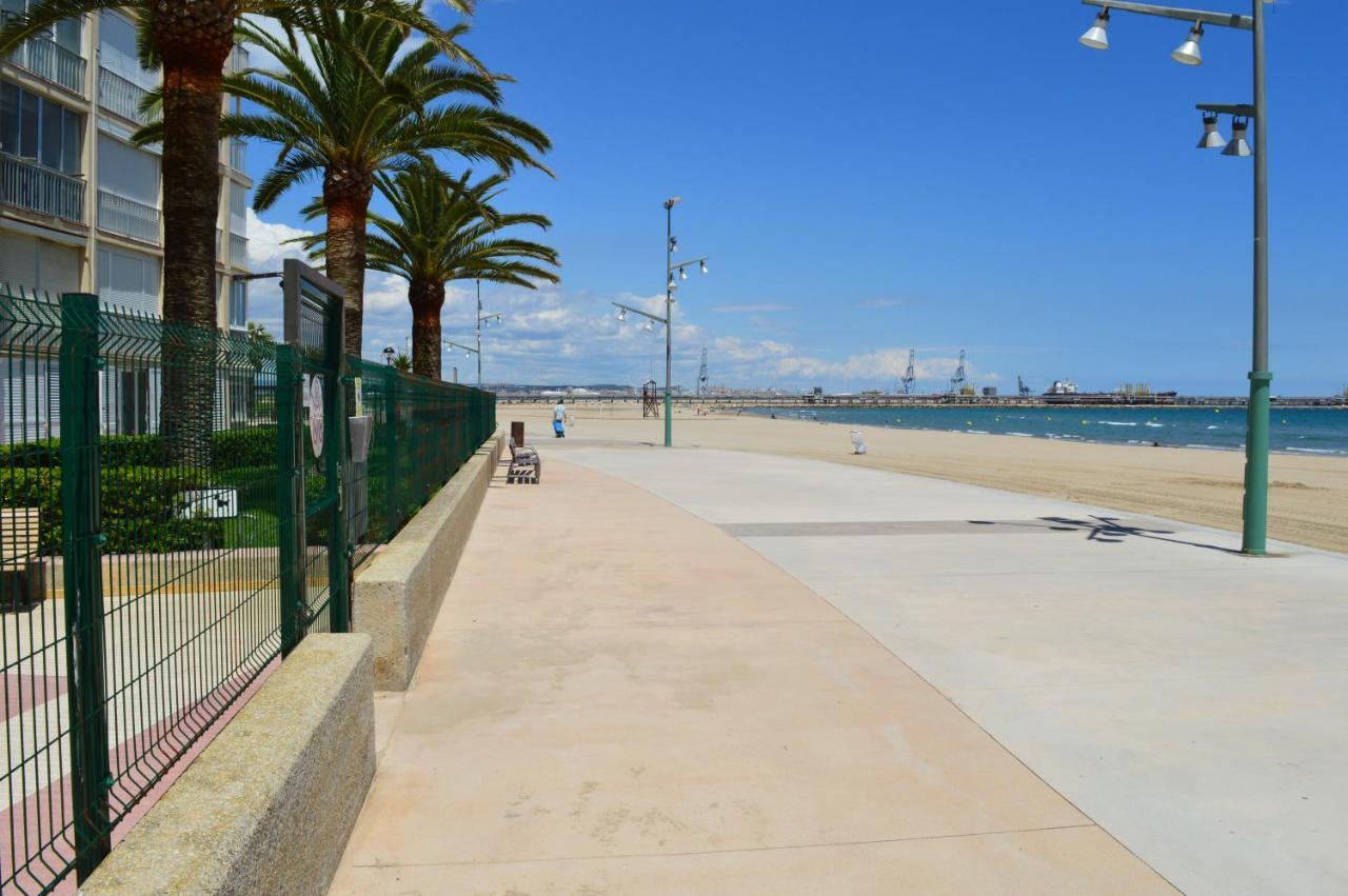 Relax Apartment La Pineda Exterior photo