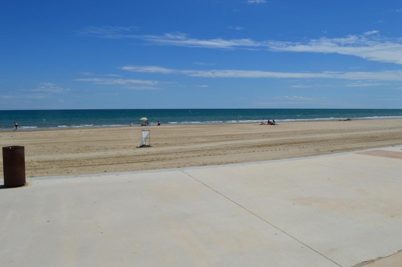 Relax Apartment La Pineda Exterior photo